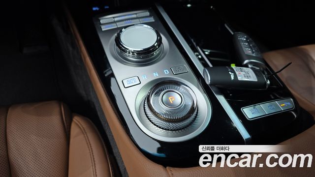 Genesis G80 2023 — photo 9