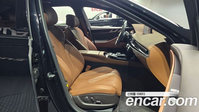 Genesis G80 2023 — photo 10