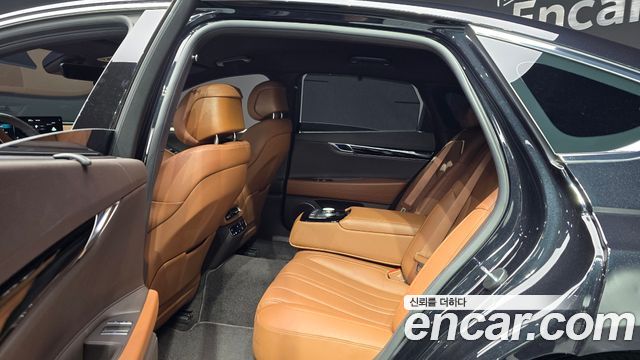 Genesis G80 2023 — photo 12