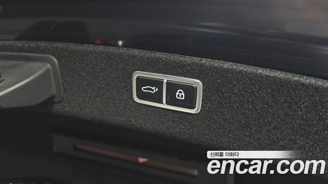 Genesis G80 2023 — photo 17