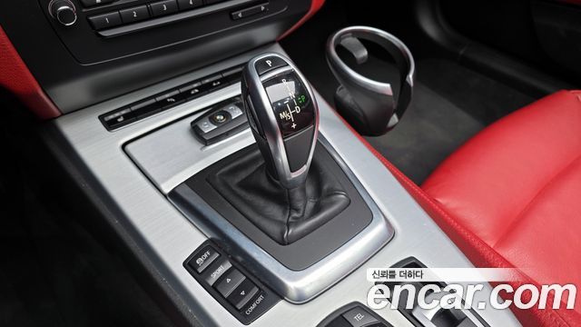 BMW Z4 2016 — photo 9