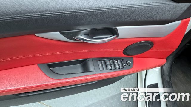 BMW Z4 2016 — photo 18