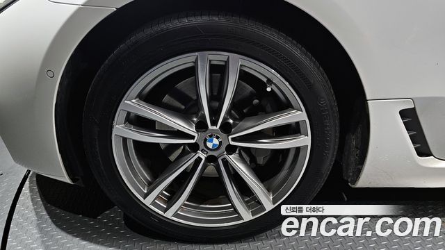 BMW Gran Turismo 2020 — photo 5
