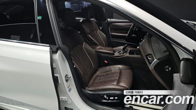 BMW Gran Turismo 2020 — photo 10