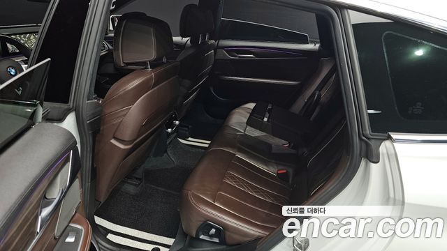 BMW Gran Turismo 2020 — photo 12