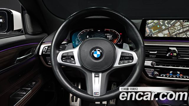 BMW Gran Turismo 2020 — photo 13