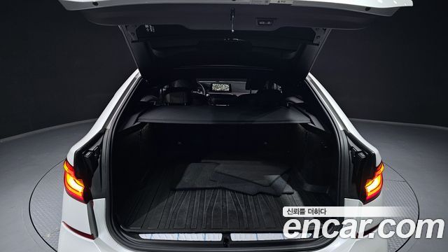 BMW Gran Turismo 2020 — photo 20