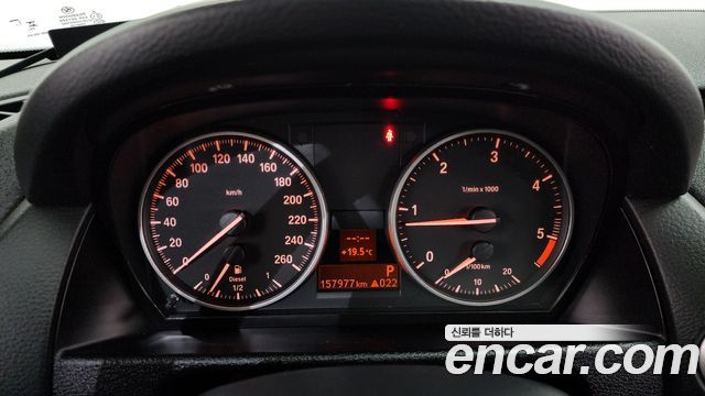 BMW X1 2012 — photo 8
