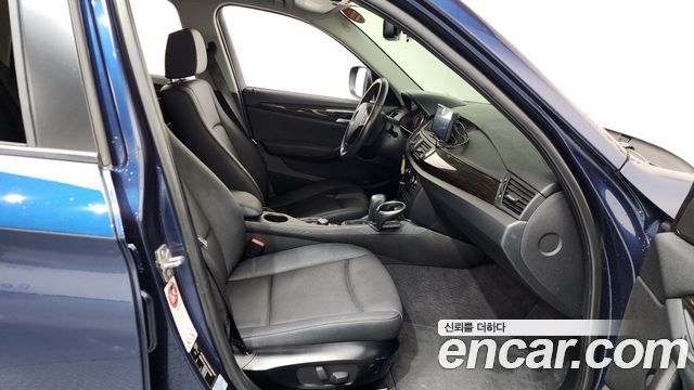 BMW X1 2012 — photo 11