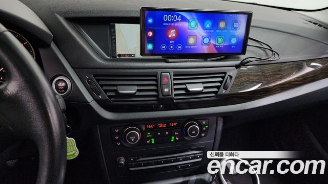 BMW X1 2012 — photo 14