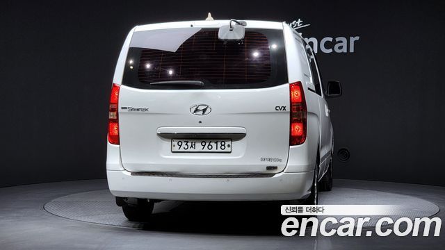 Hyundai Starex 2013 — photo 4