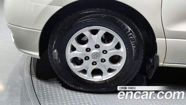 Hyundai Starex 2013 — photo 5