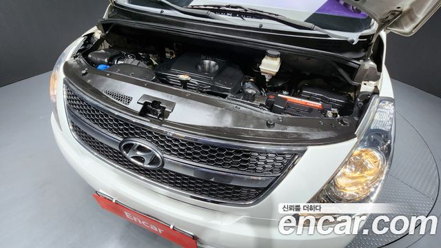 Hyundai Starex 2013 — photo 6