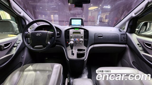 Hyundai Starex 2013 — photo 7