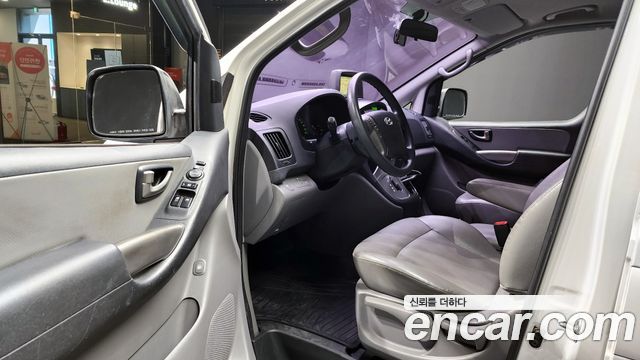 Hyundai Starex 2013 — photo 11
