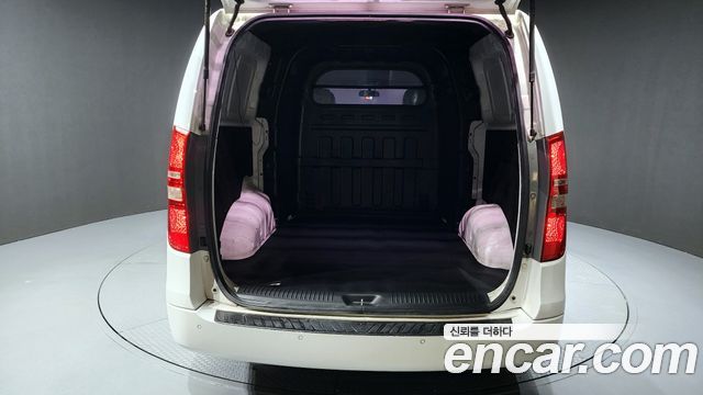 Hyundai Starex 2013 — photo 12