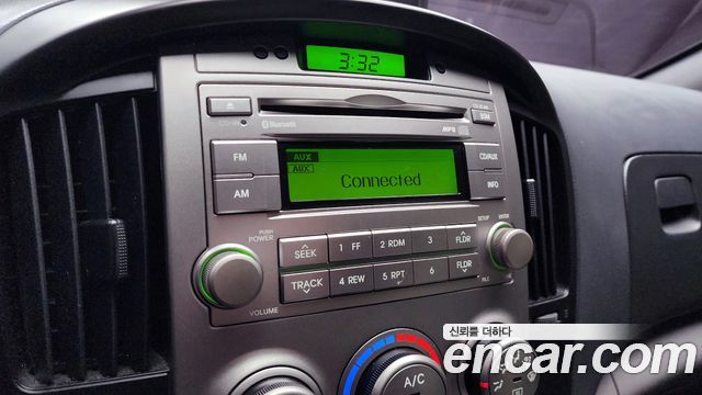 Hyundai Starex 2013 — photo 18