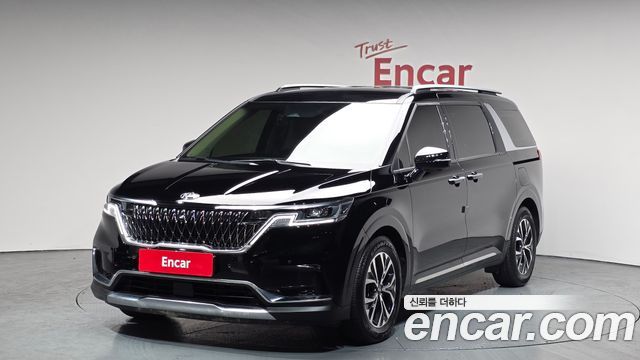 Kia Canival 2021 — photo 1
