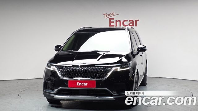 Kia Canival 2021 — photo 3