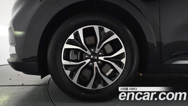 Kia Canival 2021 — photo 5