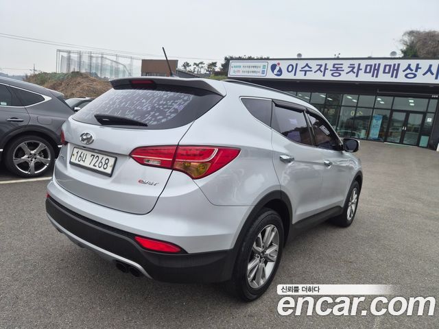 Hyundai Santafe 2014 — photo 3