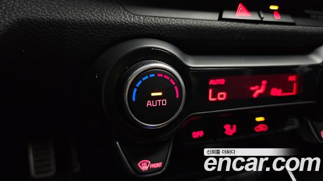 Kia Stonic 2019 — photo 17