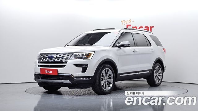Ford Explorer 2018 — photo 1