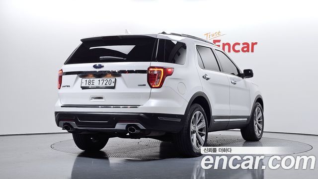 Ford Explorer 2018 — photo 2