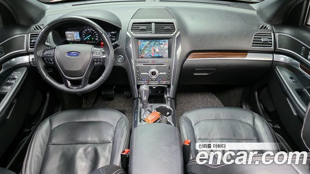 Ford Explorer 2018 — photo 7
