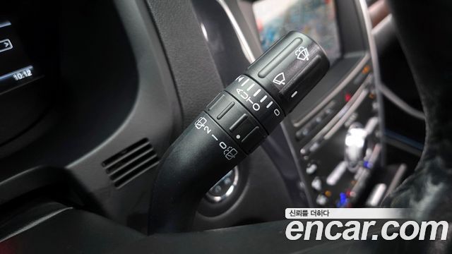 Ford Explorer 2018 — photo 17