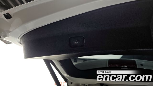 Ford Explorer 2018 — photo 20