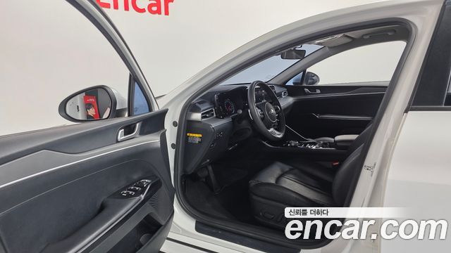 Kia K5 2020 — photo 11