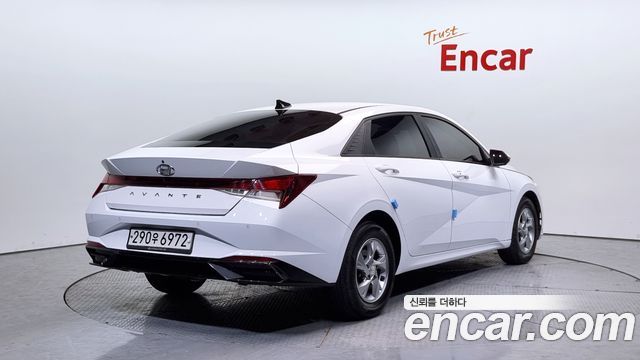 Hyundai AVANTE 2021 — photo 2