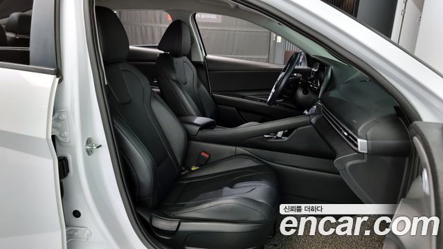 Hyundai AVANTE 2021 — photo 10