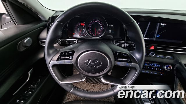 Hyundai AVANTE 2021 — photo 13