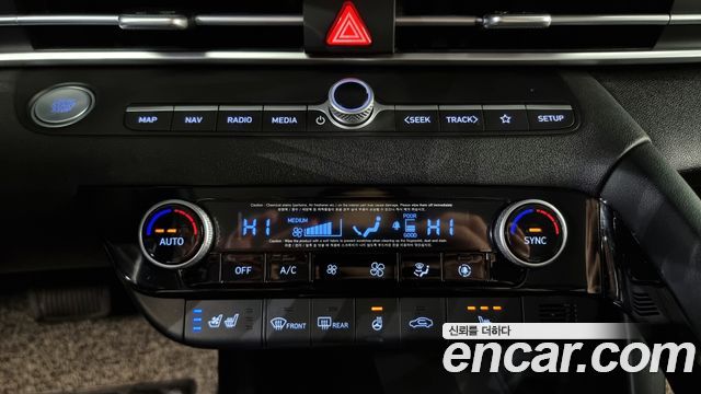 Hyundai AVANTE 2021 — photo 18