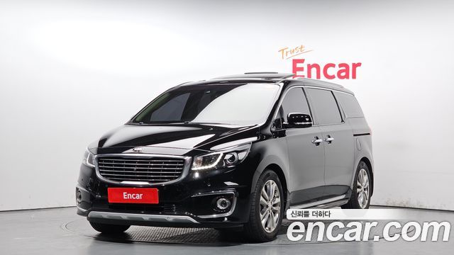 Kia Canival 2017 — photo 1