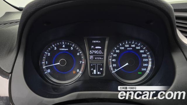 Hyundai Grandeur 2011 — photo 8