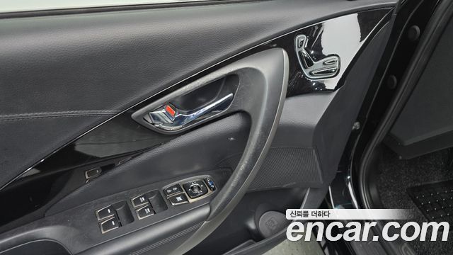 Hyundai Grandeur 2011 — photo 18