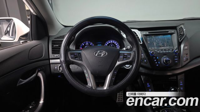 Hyundai i40 2012 — photo 13