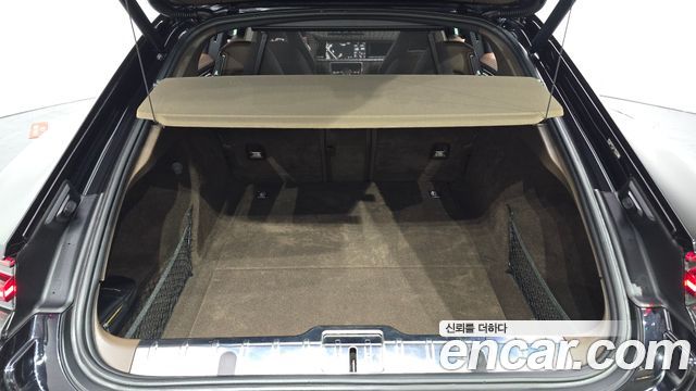 Porsche Panamera 2018 — photo 20