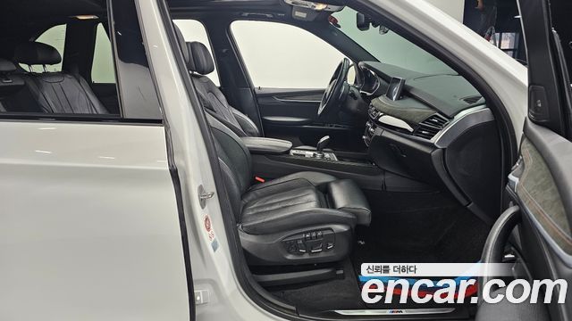 BMW X5 2015 — photo 10