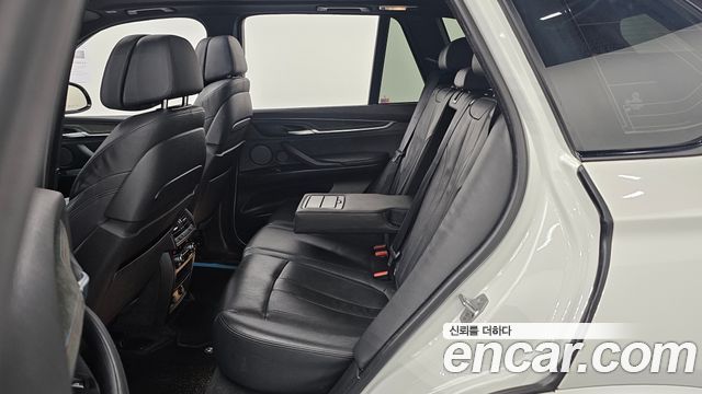 BMW X5 2015 — photo 12
