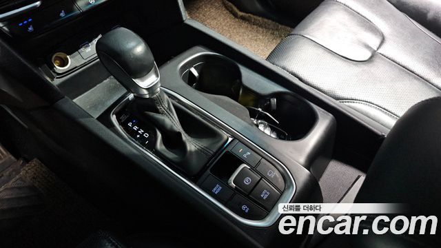 Hyundai Santafe 2019 — photo 9
