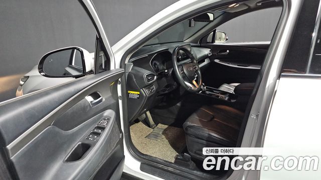 Hyundai Santafe 2019 — photo 10