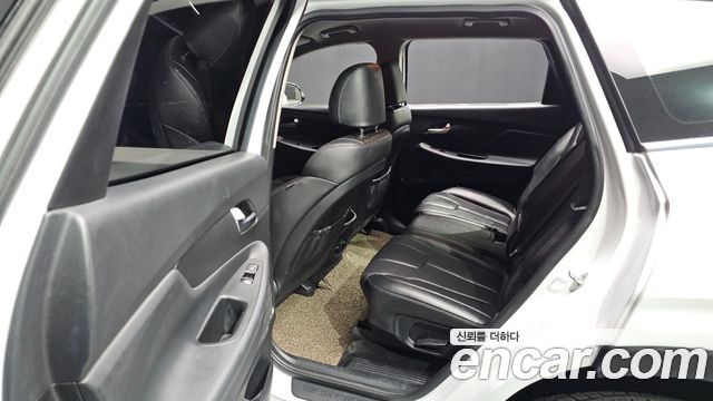 Hyundai Santafe 2019 — photo 19