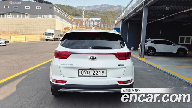 Kia Sportage 2017 — photo 2