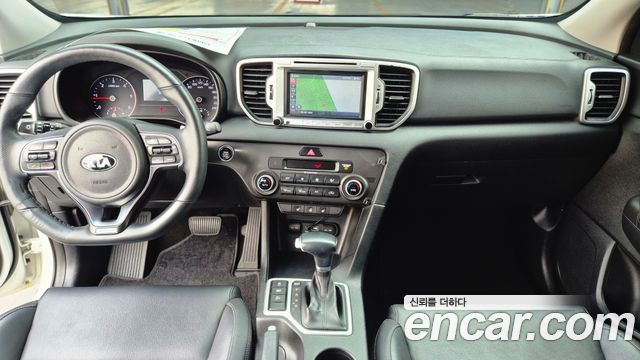 Kia Sportage 2017 — photo 11