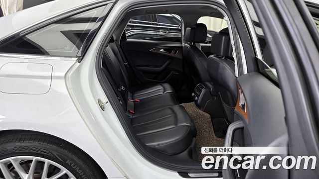 Audi A6 2016 — photo 12
