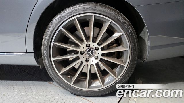 Mercedes-Benz E-Class 2021 — photo 5